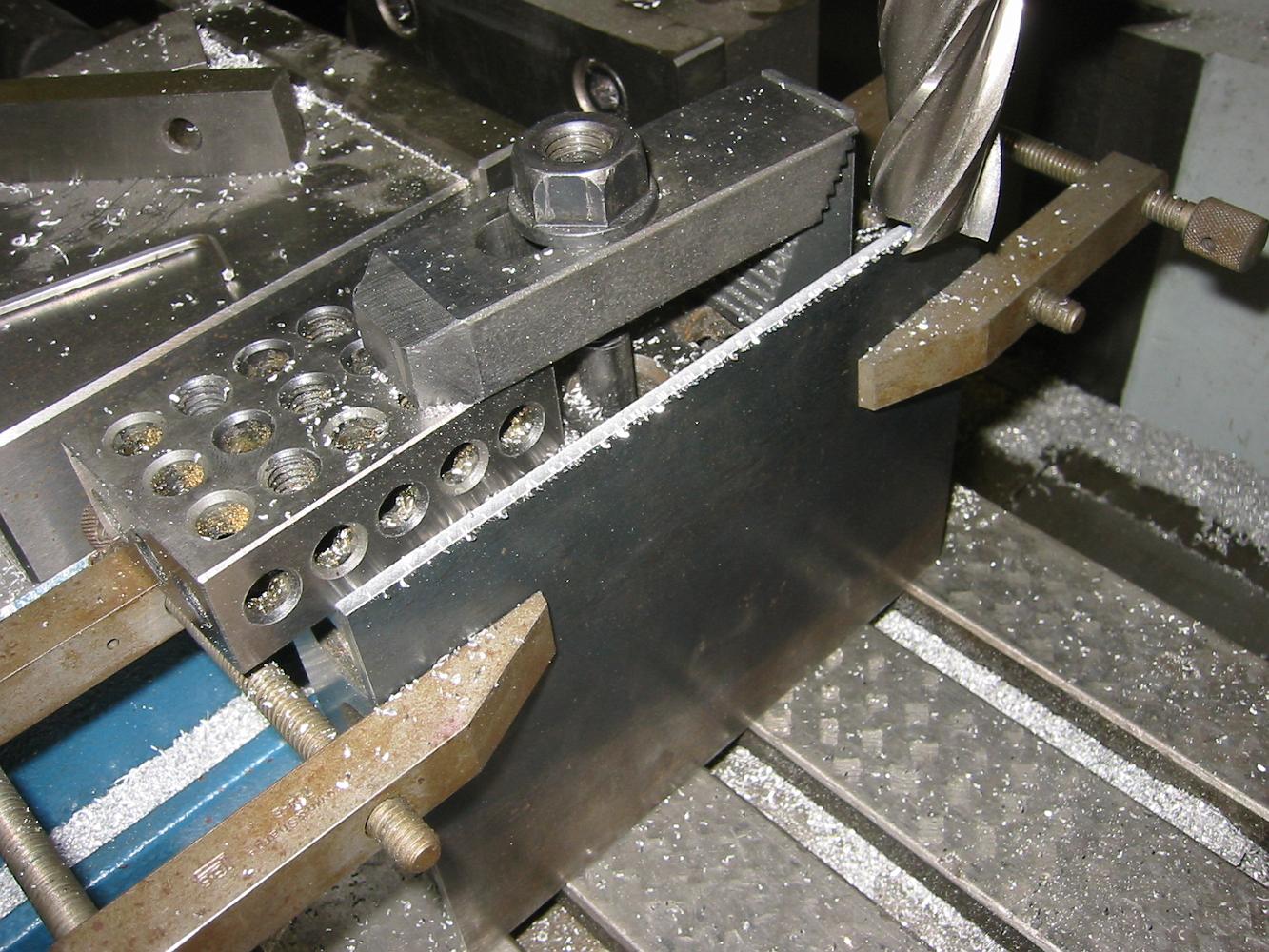 AdjustingCoalBunkerSides30Mar08 001